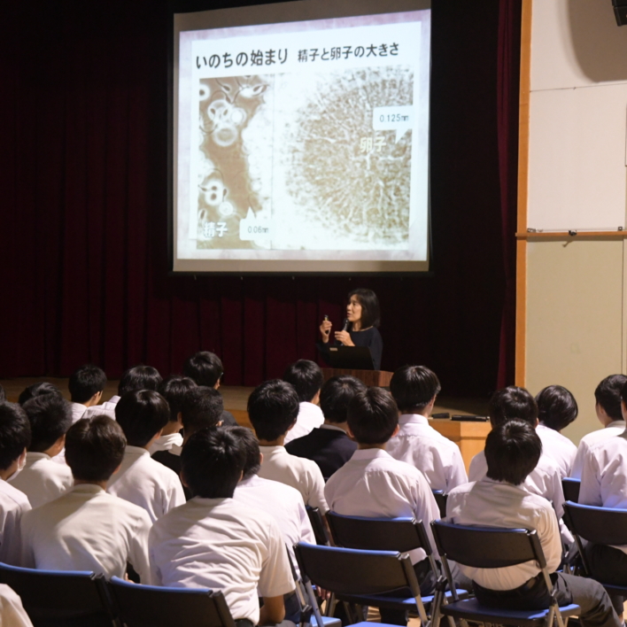 性教育講演会（中学二年）